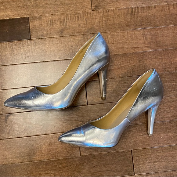 ✨HOST PICK✨ ASOS Silver Pointed heels - Picture 7 of 8
